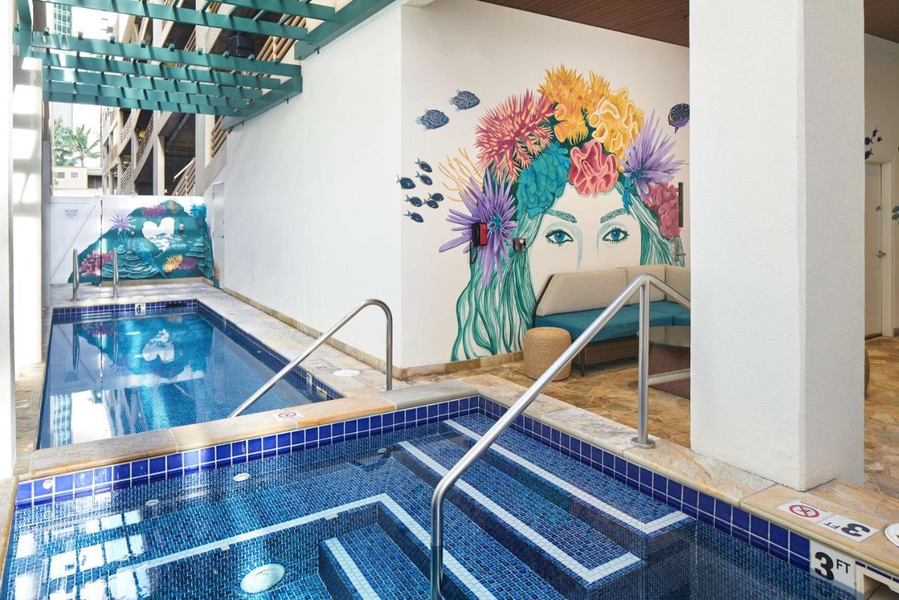 Отель Waikiki Malia Гонолулу Экстерьер фото