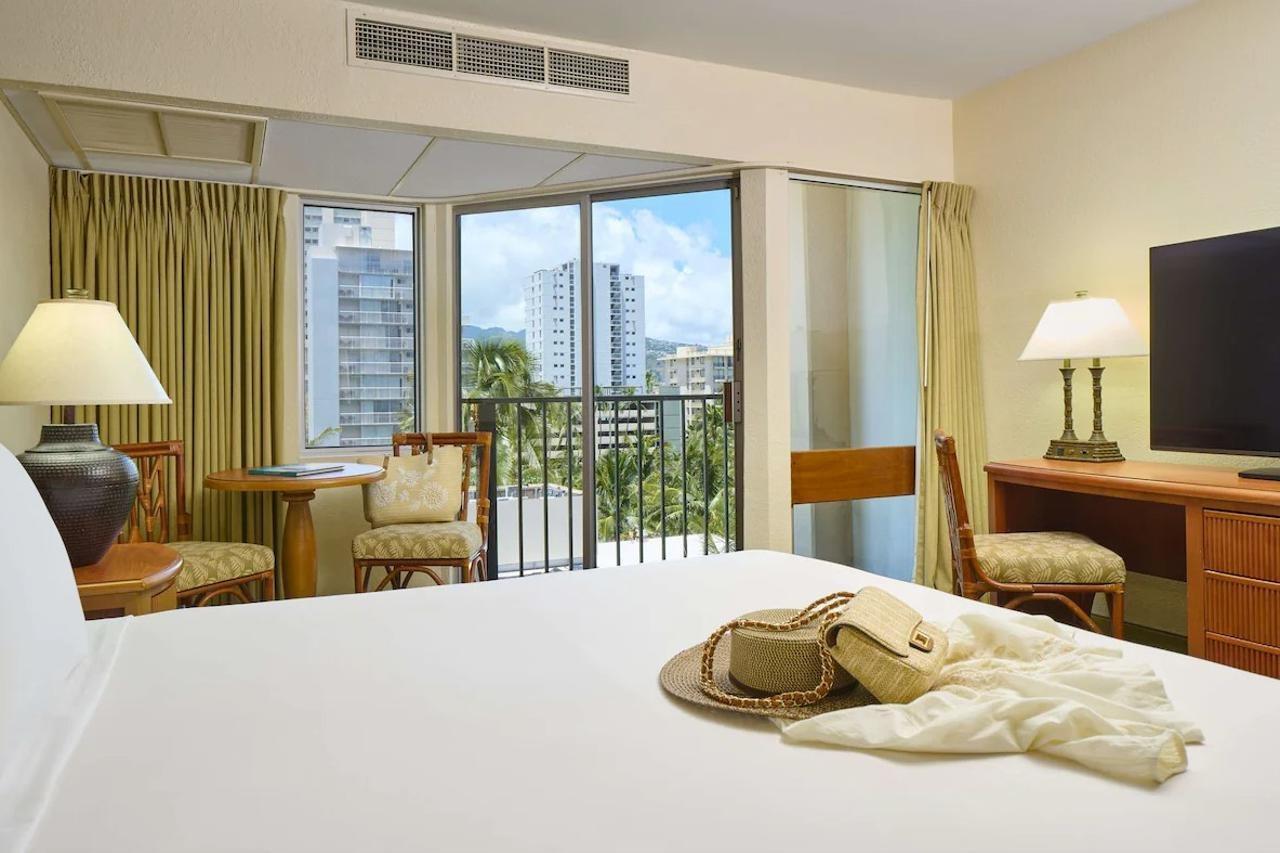 Отель Waikiki Malia Гонолулу Экстерьер фото
